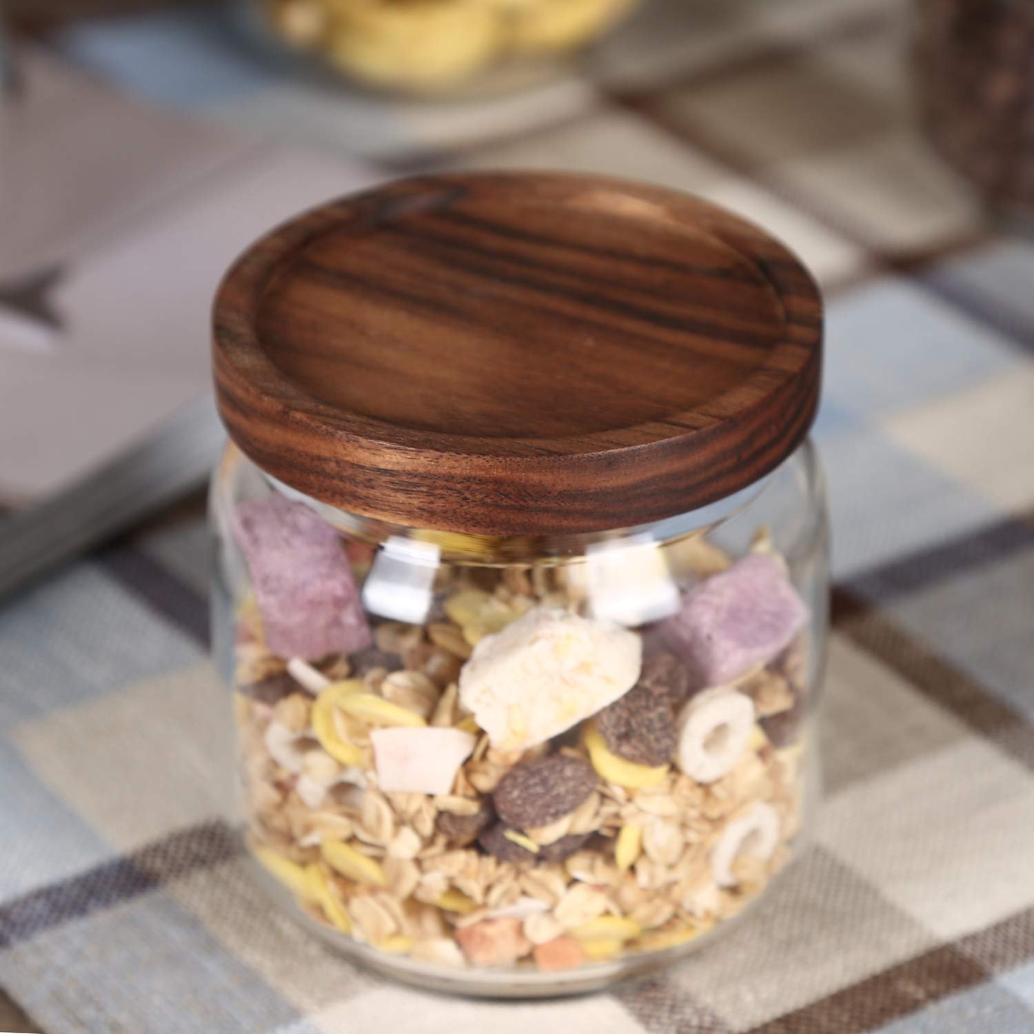 KKC HOME ACCENTS Clear Glass Food Storage Canisters with Airtight Wooden Lids for Coffee Beans,Ground Coffee,Loose Leaf Tea,Pack of 4 - Image 7