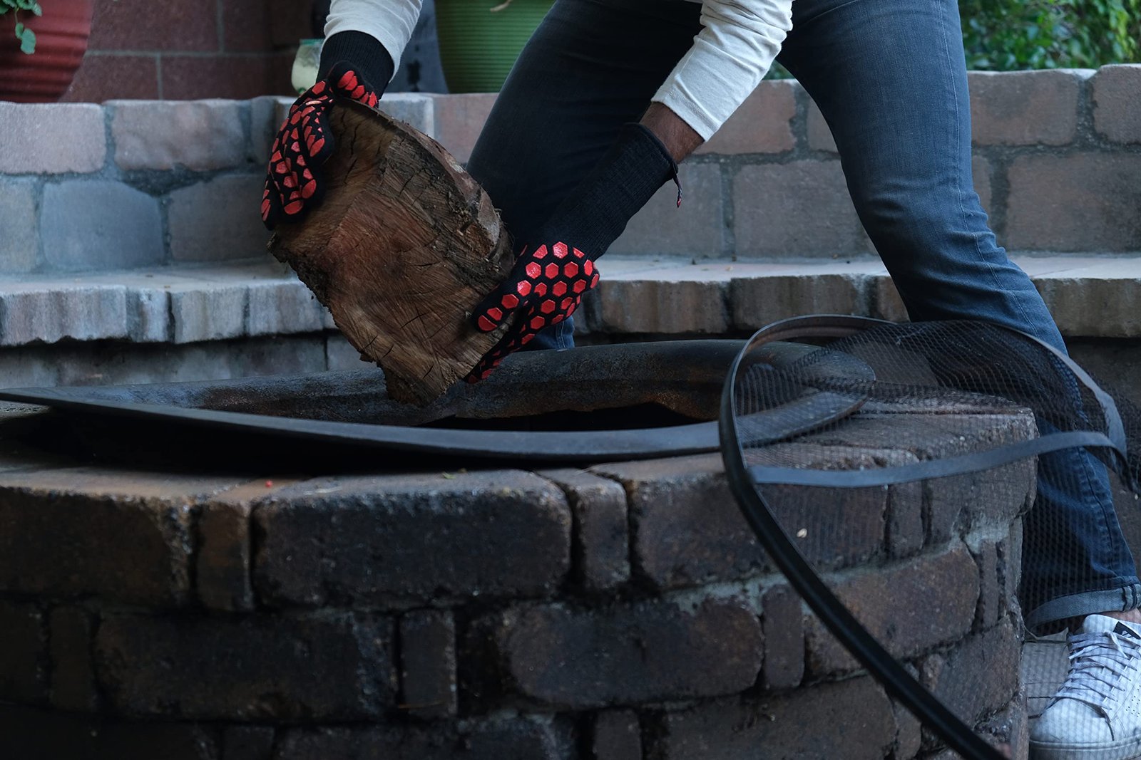 J H Heat Resistant Oven Glove:EN407 Certified 932 °F, 2 Layers Silicone Coating, Oven Mitts for Cooking, Kitchen, Fireplace,Camping, Grilling - Image 2